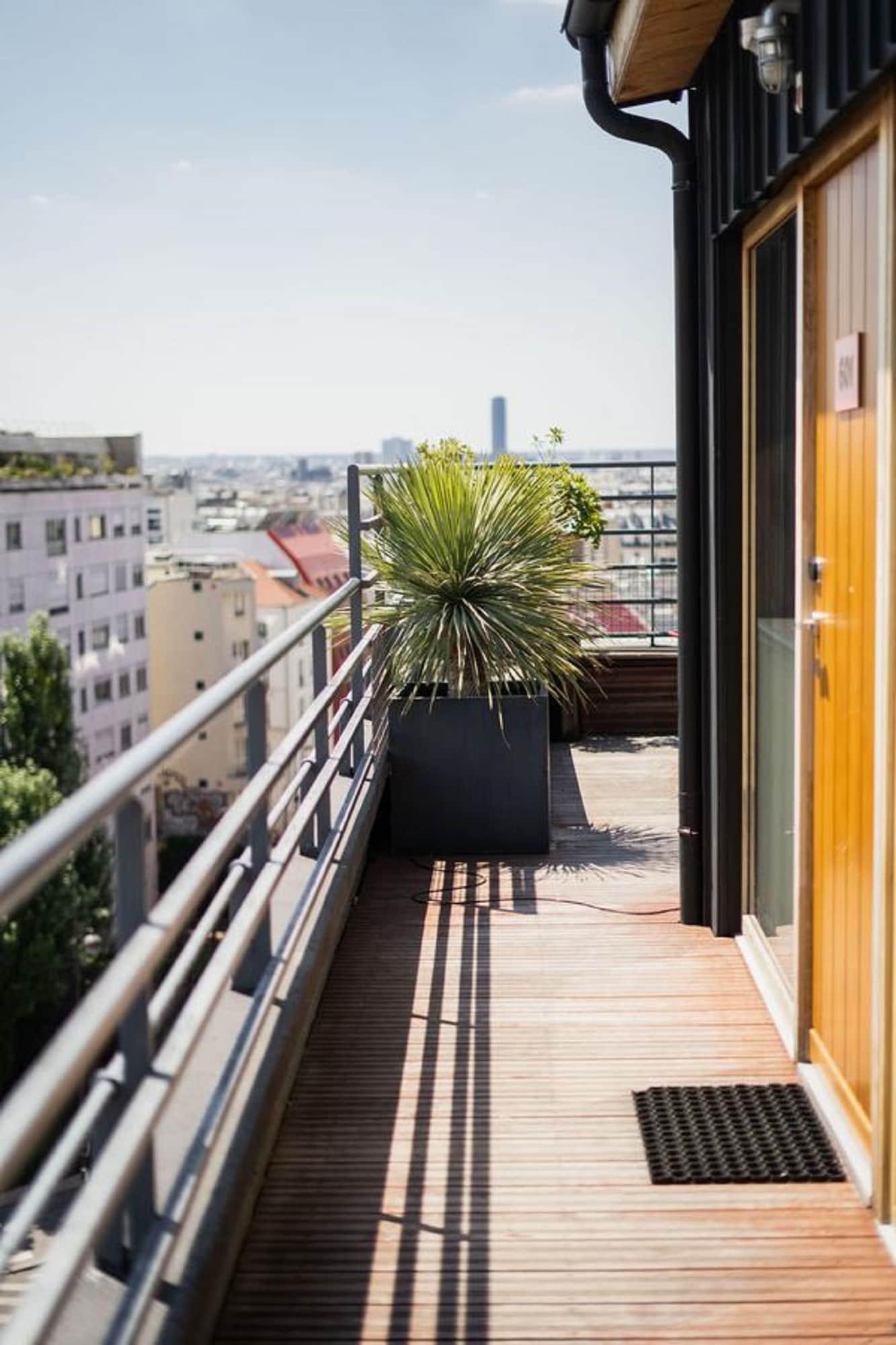 The People - Belleville Iex Les Piaulesi Paris